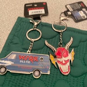 WSQK 94.5 FM Van & Red Demon Keychain Set
